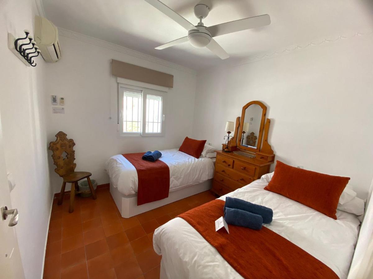 Casa De Las Palmeras ベナルマデナ エクステリア 写真