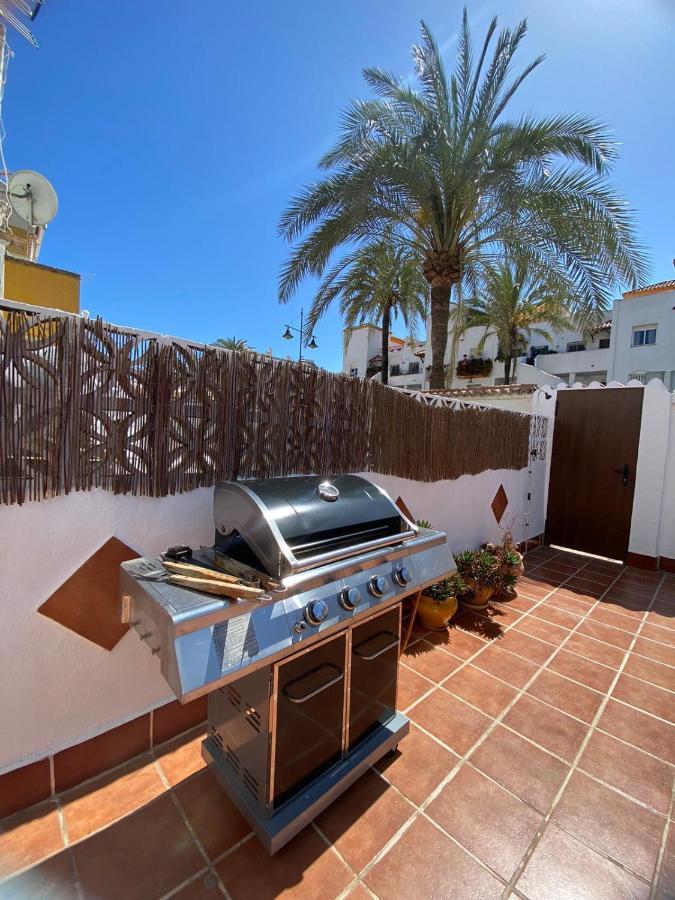 Casa De Las Palmeras ベナルマデナ エクステリア 写真
