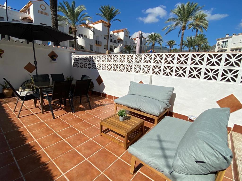 Casa De Las Palmeras ベナルマデナ エクステリア 写真